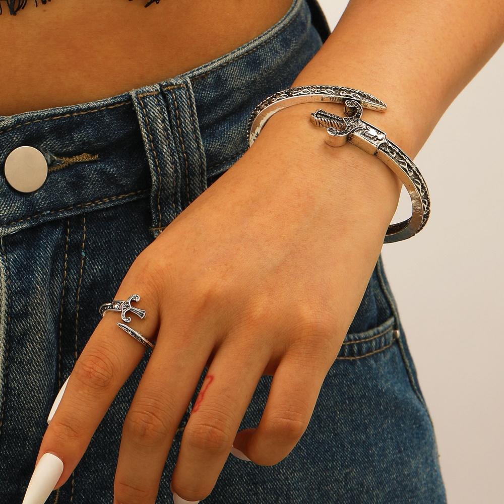 1Pc Vintage Sword Shape Jewelry Set, Distressed Silver Cuff & Ring, Perfect for Party, Festival & Gift