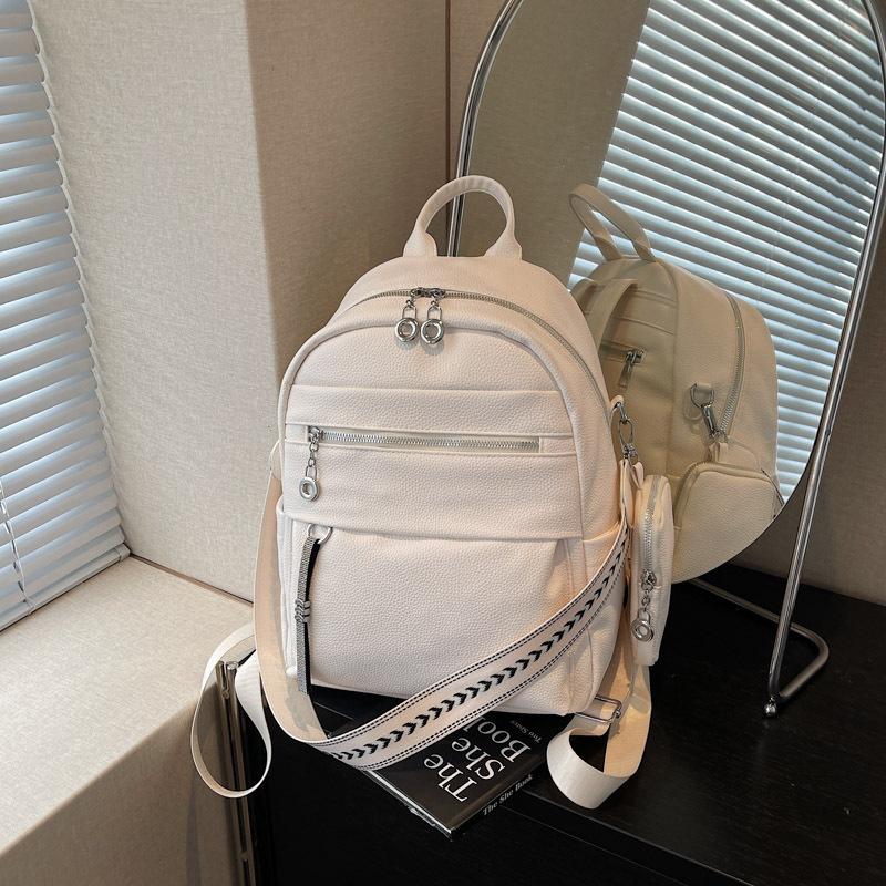 Backpack Women's Simple New Fashion Versatile Trend Large Capacity Leisure Travel Student Backpack