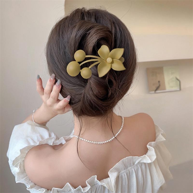 2023 New Retro Hairpins Trendy Flower Hairpins Female Ponytail Hair Claw Hair Clasp 2023 Hair Accessories Women Hairgrip Headwear