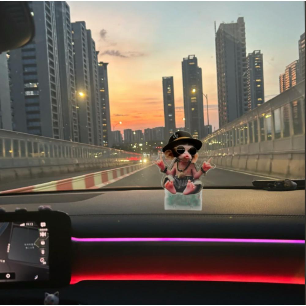 Solar and Battery Dual-purpose Cute and Cool Shaking Head Ornament Toy,suitable for Car Dashboard Decoration,office,home Decoration,decompression Toys