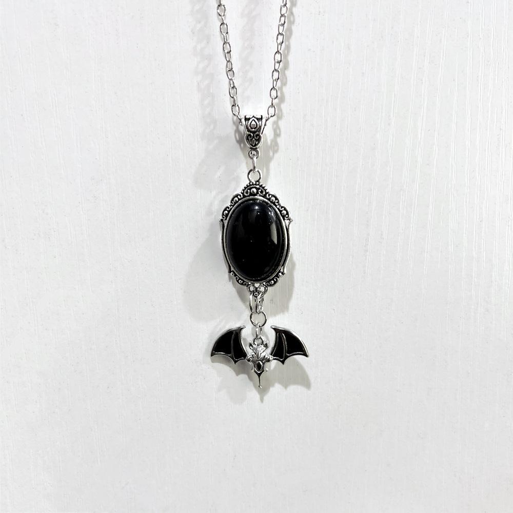 Gothic Vampire Bat Geometric Relief Ellipse Red Crystal Pendant Necklace for Women Halloween Party Charm Witch Jewelry Gifts