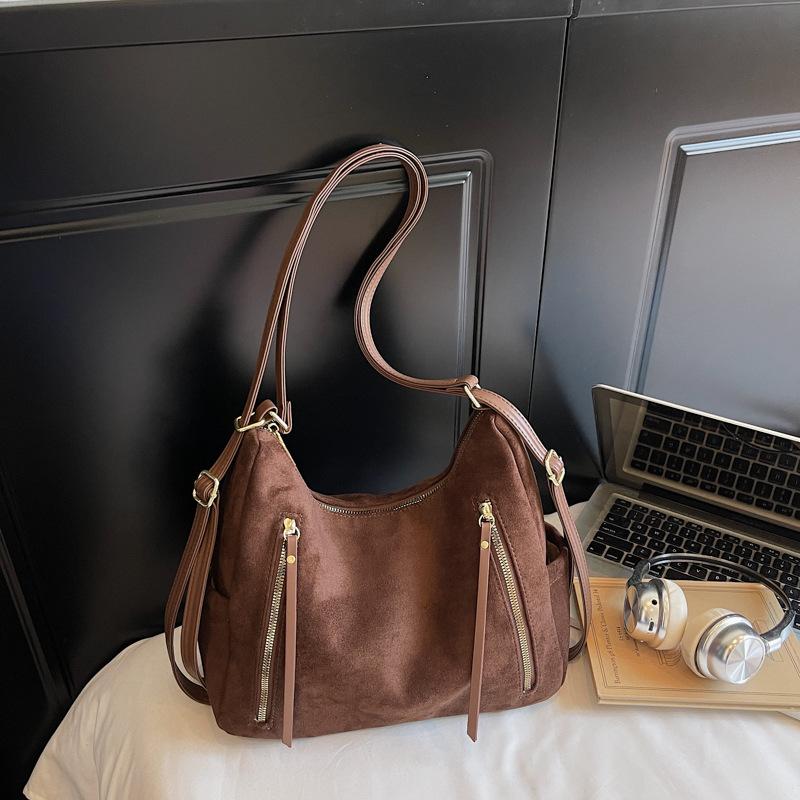 Popular simple underarm bag women's 2025 autumn new large-capacity handbag fashionable simple shoulder messenger bag