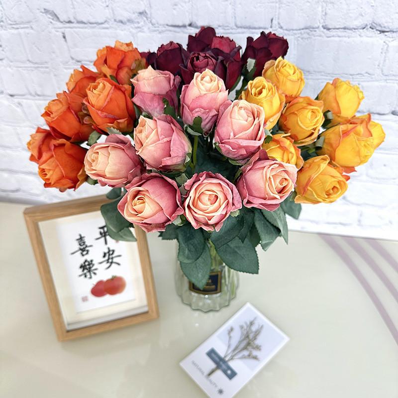 Rose Flower Elegant Bouquet With Silk Cloth For Photography And Event Decoration