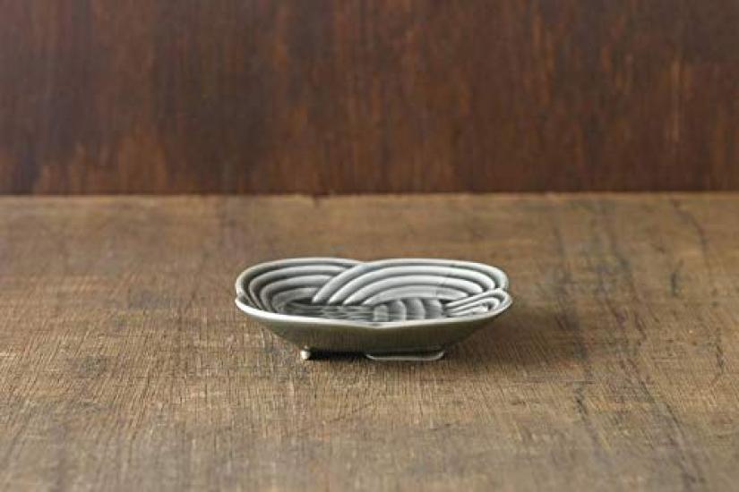 Yamani Small Plate Black 9 Knot 52190625