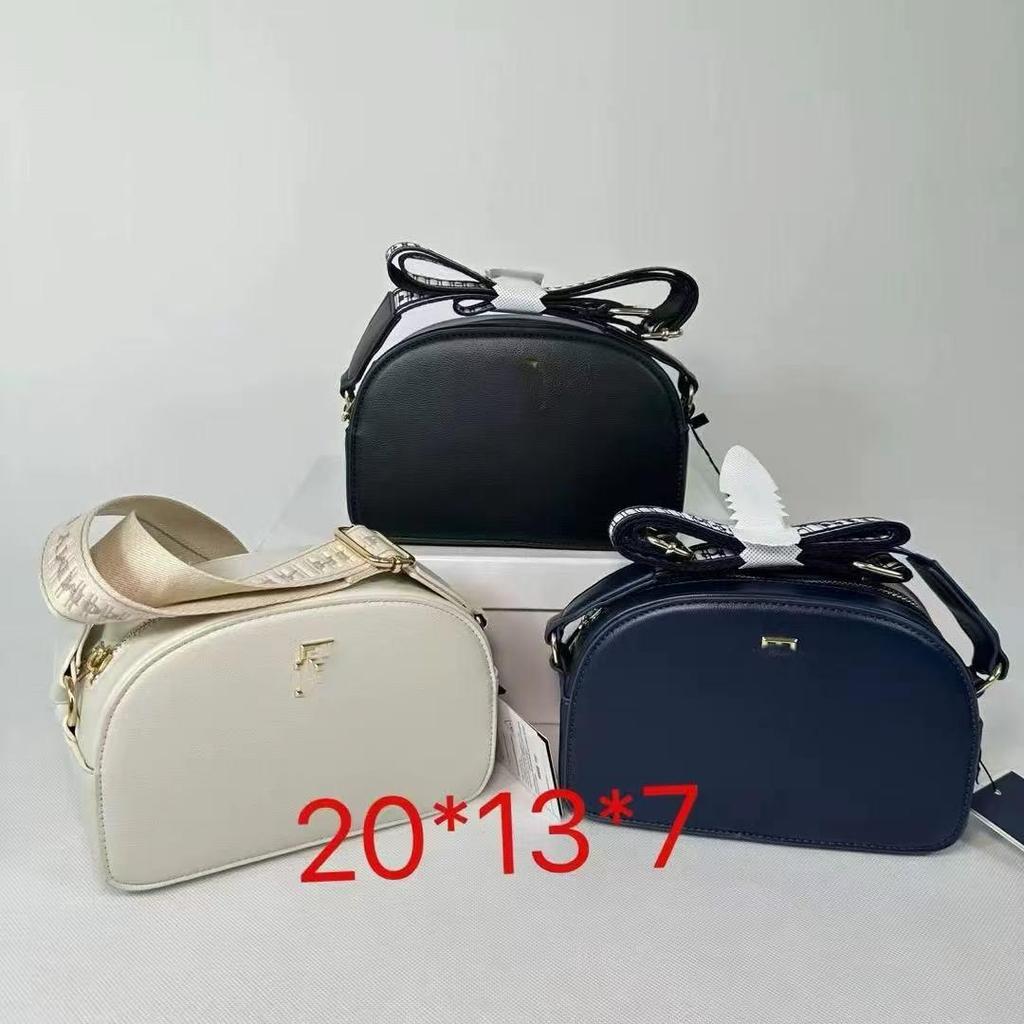 Retro Saddle Women's Half-Moon Crossbody Bag