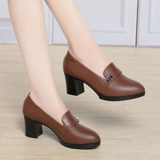 

Женские туфли-лодочки из мягкой кожи на толстом каблуке, новая коллекция весна-осень 2025, мягкая подошва, средний высокий каблук, круглый носок, глубокий вырез, для женщин среднего и пожилого возраста мо 41 темно-коричневого