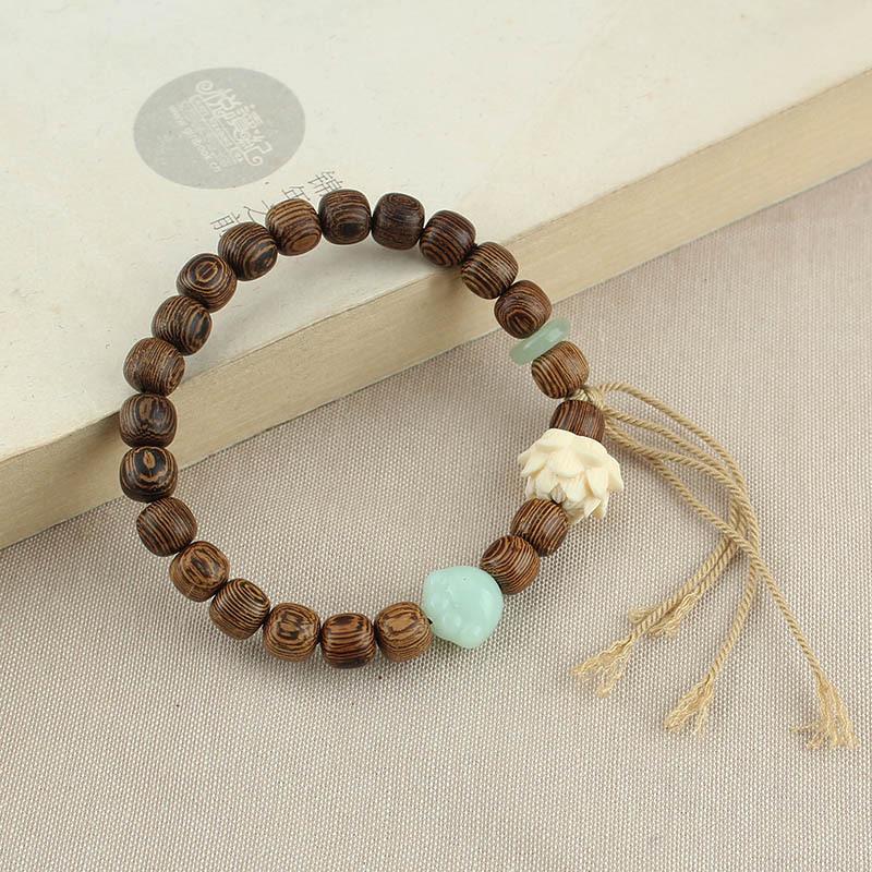 

Trendy Unisex Single-Loop Wooden Bead Bracelet: Sandalwood, Cat s Eye, Bodhi for a Retro Forest Style