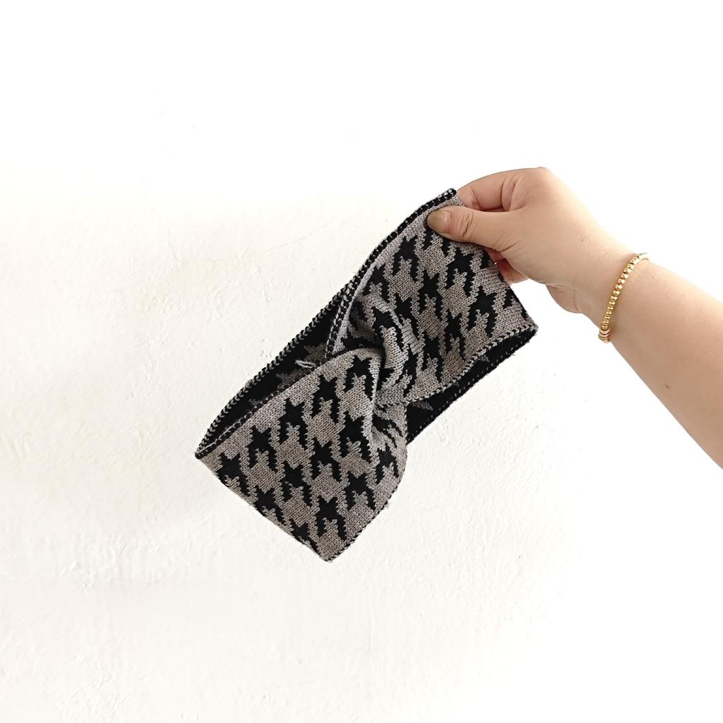 New Headgear, Thousand Bird Grid Wool Hair Band, Women's Wide Edge Confinement Bag Headscarf, Cross Autumn and Winter Go Out Headband