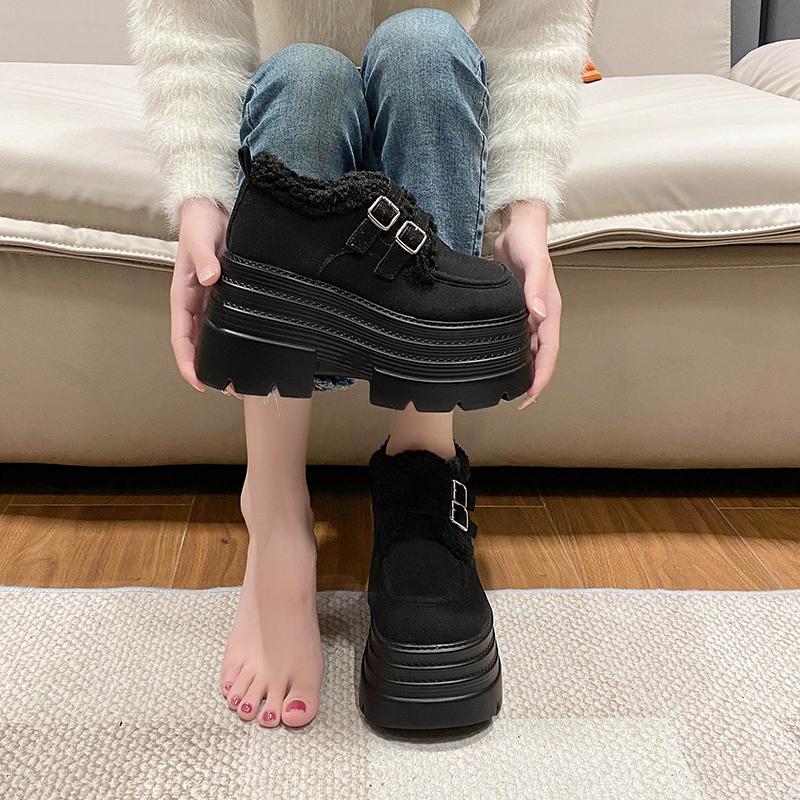 Neue 2024 Winter Damen Warme Baumwolle Schneestiefel Mode 10CM Hohe Plateau-Sneakers Dicke Absätze Wildleder Leder Damen Plüsch Pumps