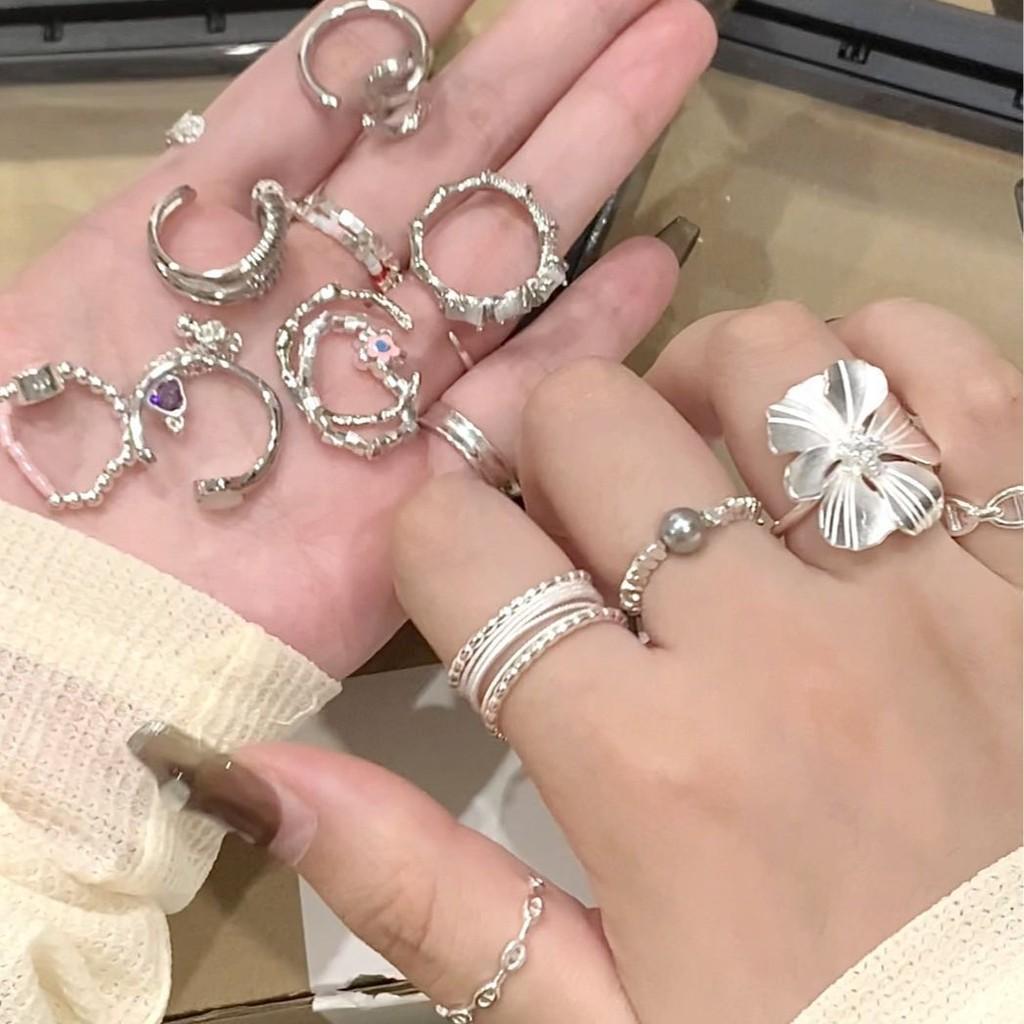 Elegant Adjustable Pearl And Silver Geometric Ring For Women Unique Design Accessory