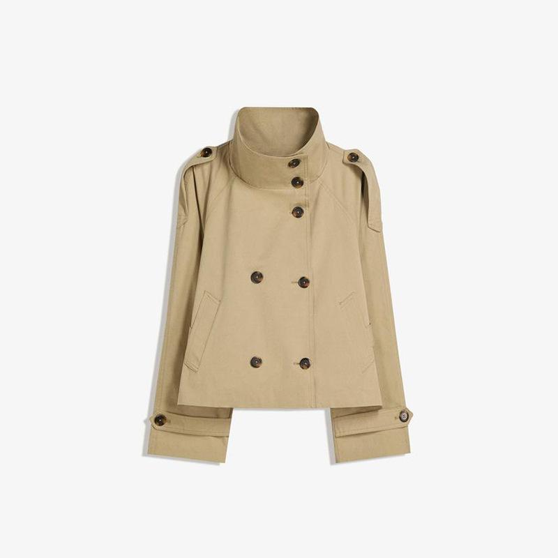 Women's Short Trench Coat with High Collar, Blue Denim Jeans, and Brown Crossbody Bag, Casual Chic Outfit