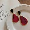 Elegant Silver Needle Vintage Resin Teardrop Stud Earrings – Chic Retro Light Luxury Accessories for Women