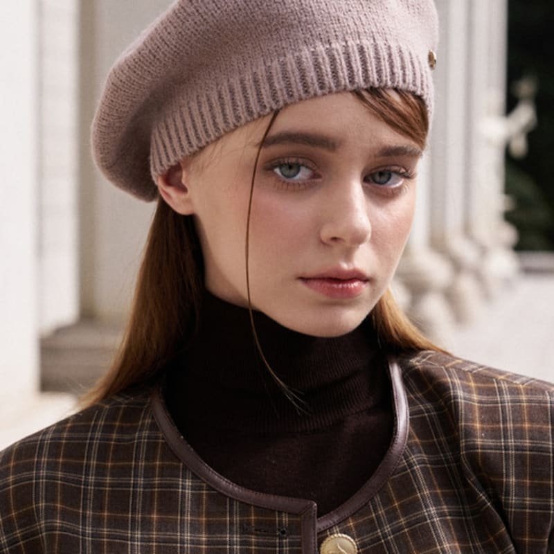 

Берет вязаный WHITE SANDS Hobro (4 цвета) BLACK_Free