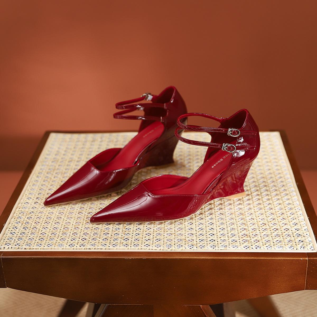 

339-1 туфли-лодочки на остром каблуке-клине, осенние новинки, остроносые, с открытым верхом, серебристые, увеличивающие рост, на мягкой подошве, с тонким ремешком, на высоком каблуке, женские 40 бордовый