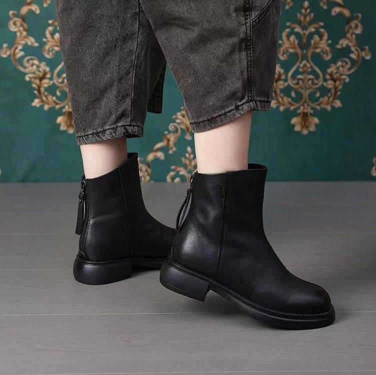 

Skinny boots short boots autumn and winter new Martin boots women s casual versatile retro short boots rear zipper leather boots 35 чорний