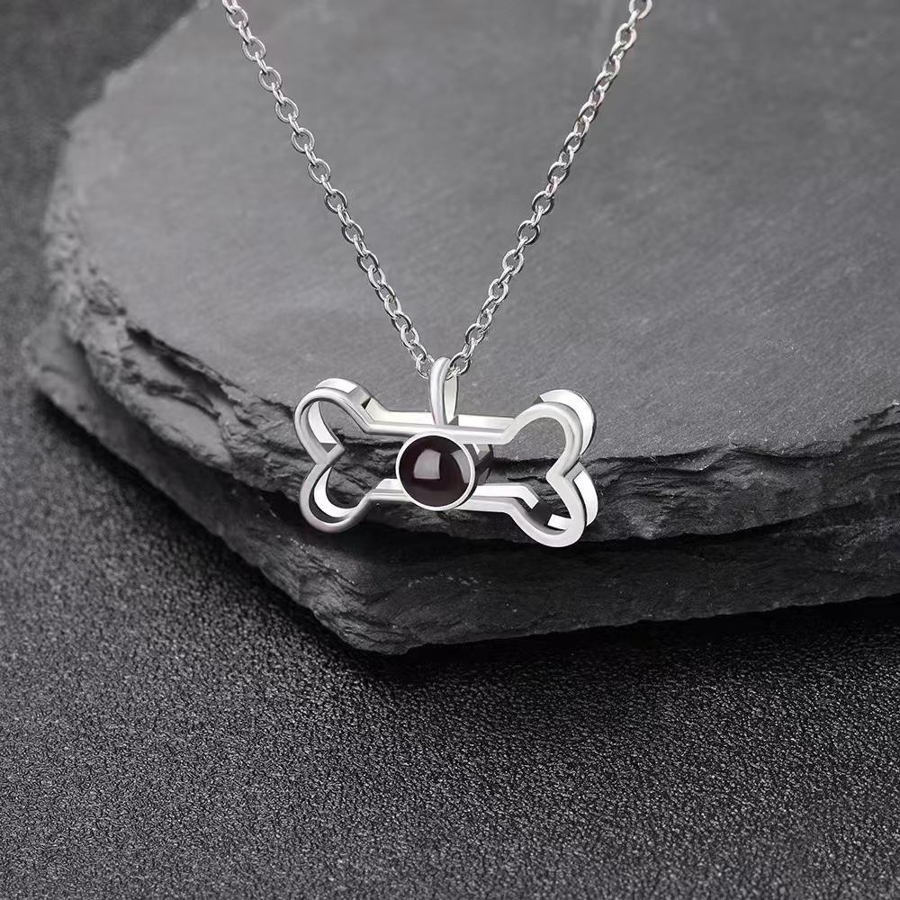 100 Languages 'I Love You' Copper-Plated Bone Necklace - Personalized Trendy Chinese Collarbone Chain