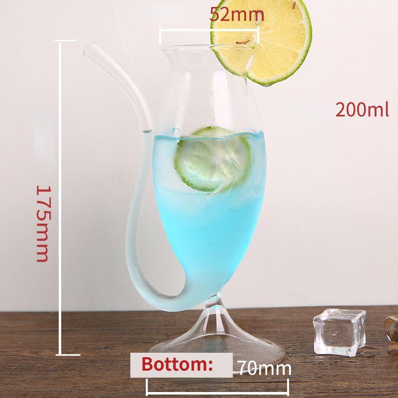 Nordisches Kreatives Cocktailglas Vampirbecher Whiskey Wein Milch Saft Glas mit Strohhalm für Heimparty Bar Club Eichhörnchenbecher