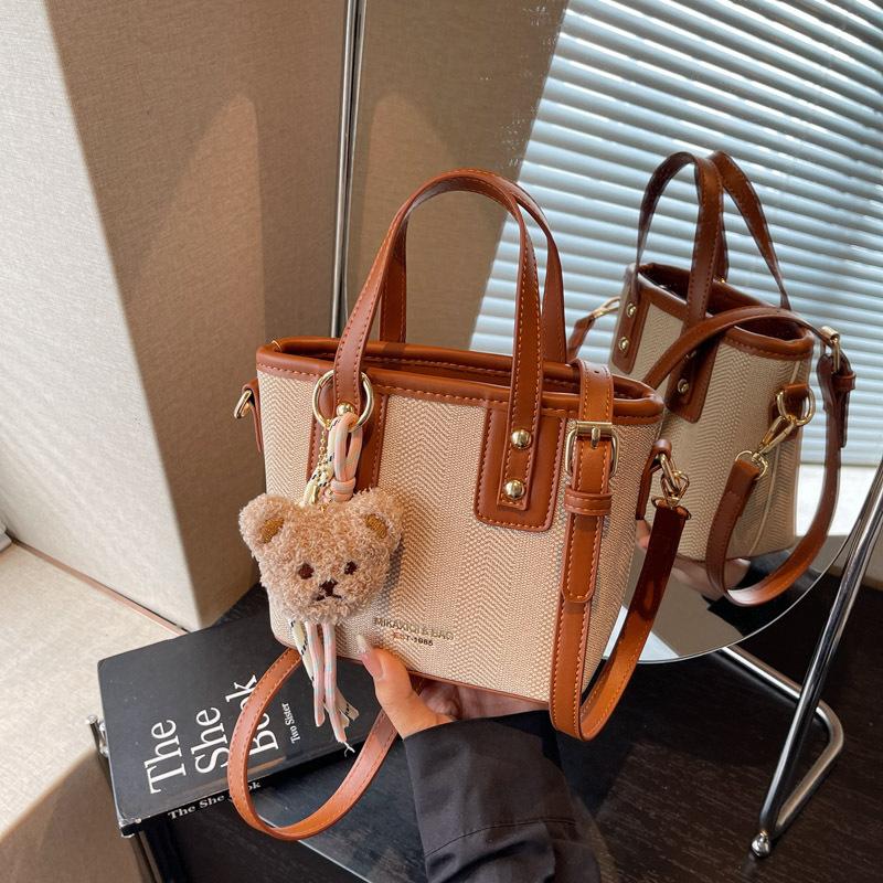 Popular Small Bag Women's Summer New Versatile Messenger Bag Portable Bucket Bag