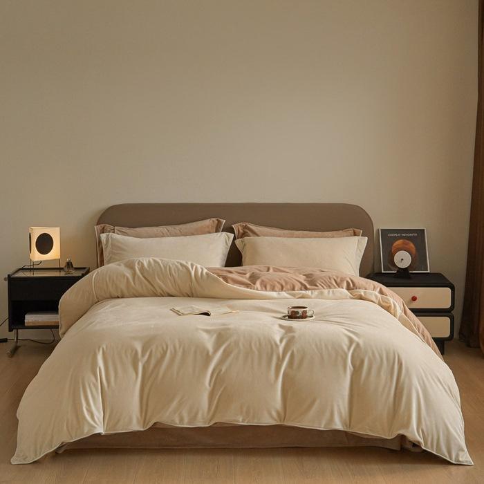Light Luxury High-End Thickened Milk Fleece Four-Piece Set, Warm Coral Fleece Quilt Cover, Anti-Static Bed Sheet Three-Piece Set