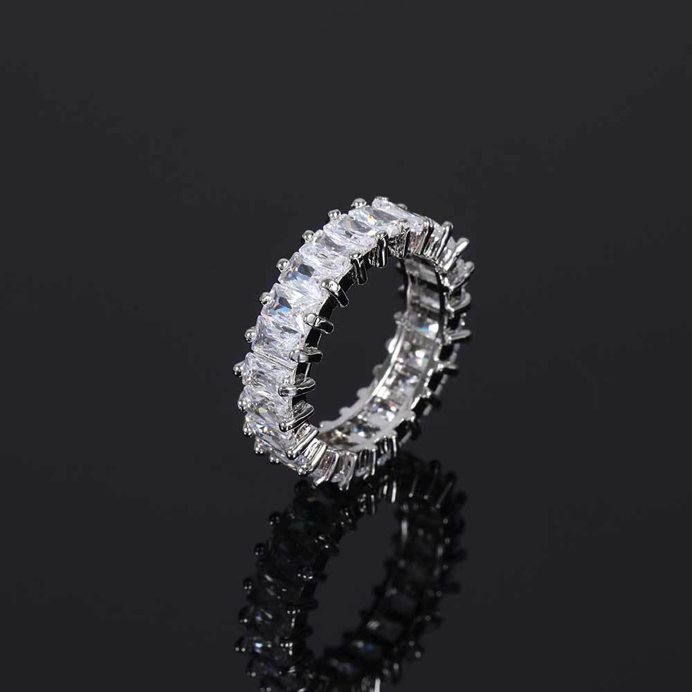 Korean Style Rectangle Diamond Women's Adjustable Fashion Ring - Trendy, Light, and Versatile Design.