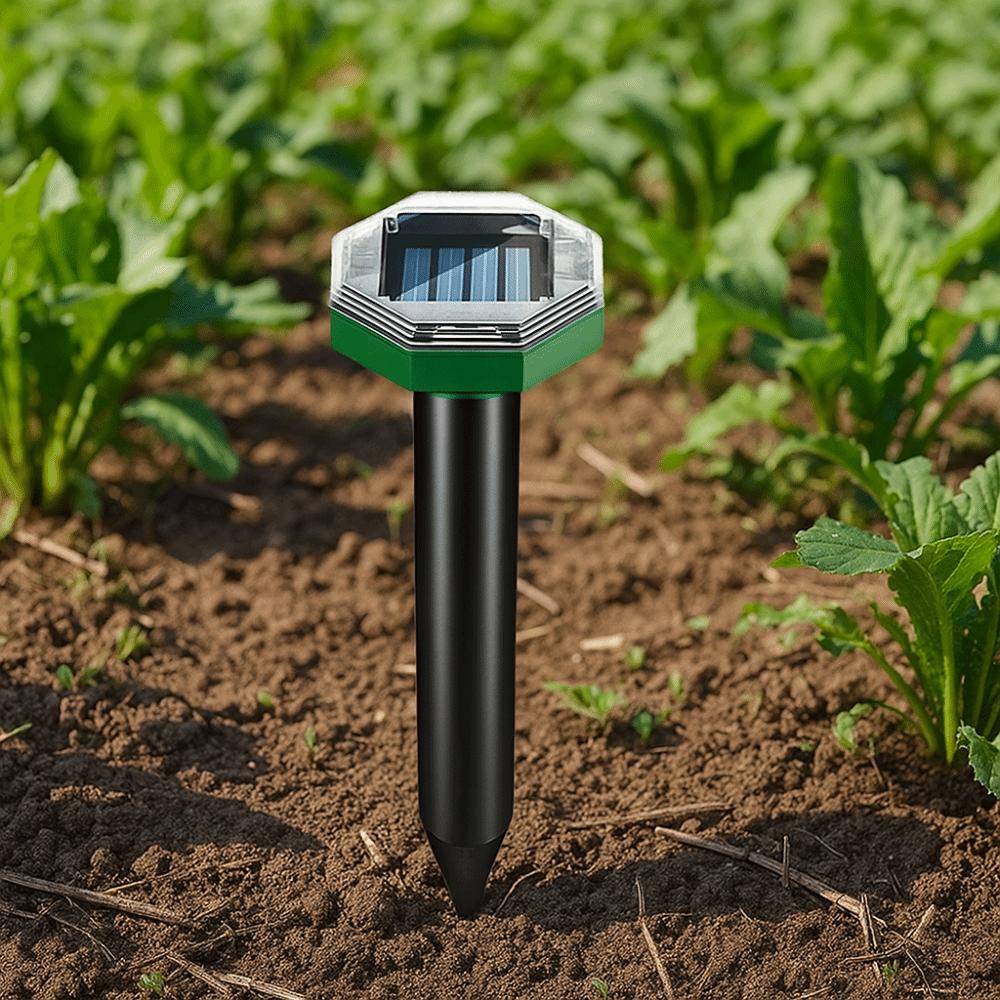 2PCS Waterproof Solar Powered Animals Repeller Solar Powered Plastic Ultrasonic Snake Repellent Energy Conservation Eco-friendly