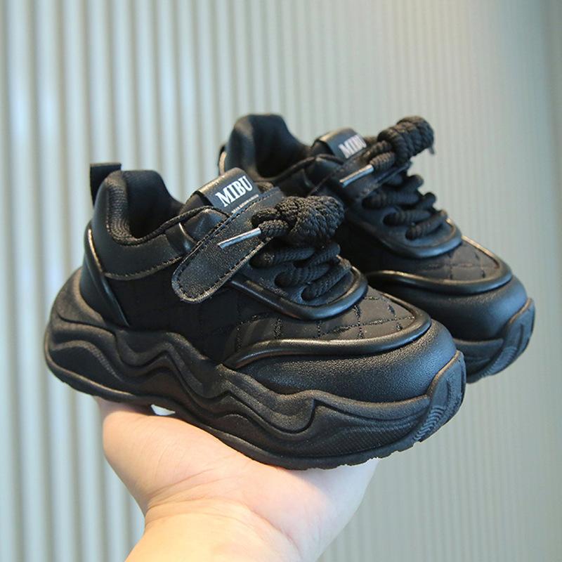 Children's sports shoes 2025 spring and autumn new boys' dad shoes Korean version girls' little white shoes soft-soled baby casual shoes