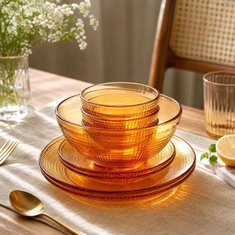 Tayohya Amber Starlight 8-Piece Dinnerware Set