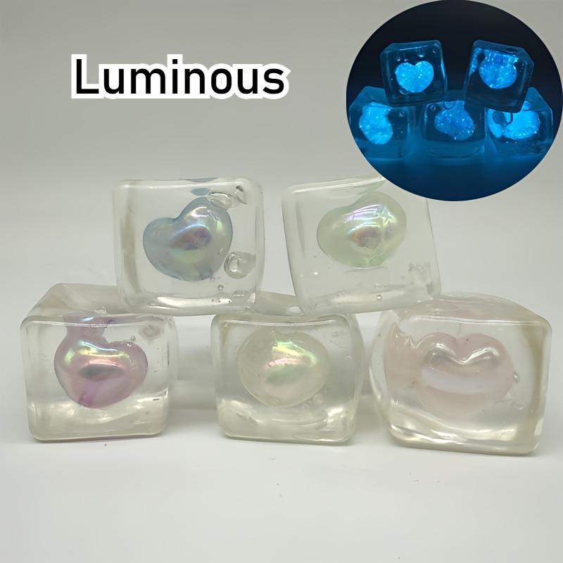 Luminous Heart-shaped Maltose Squeeze Toy Shine At Night Squishy Mochi Decompression Toy Soft Slow Rebound Toy Christmas Gifts