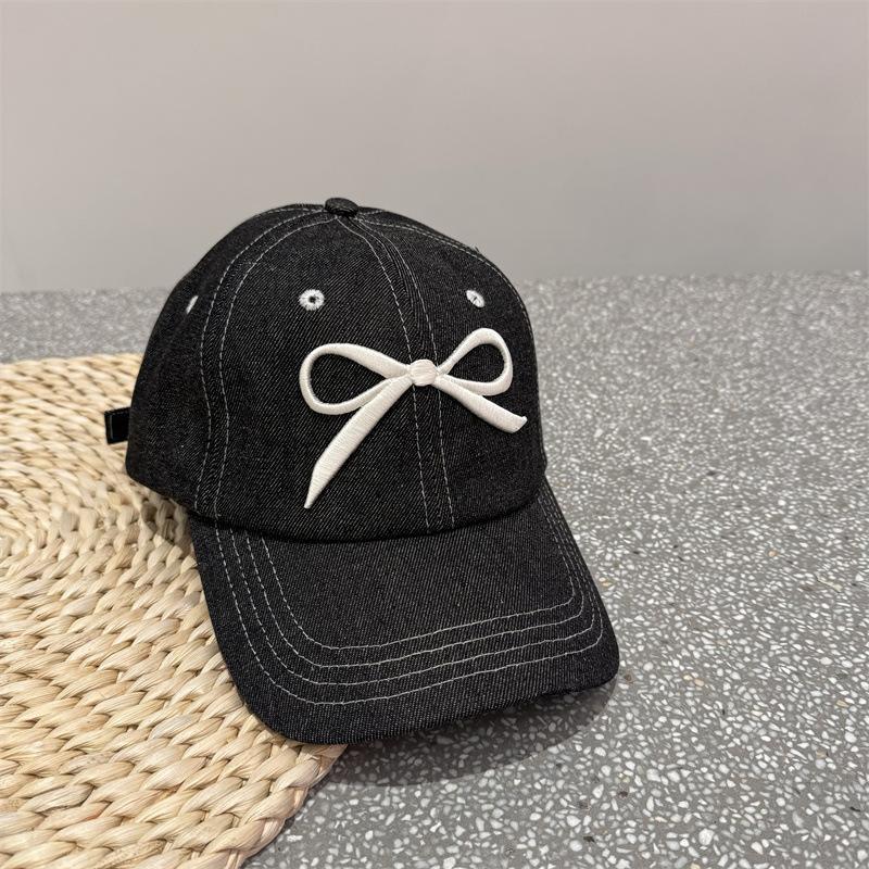 Ins Embroidered Bow Bright Line Baseball Cap Female Sweet and Cute Spring and Summer Sunshade Baseball Cap Shows Small Face