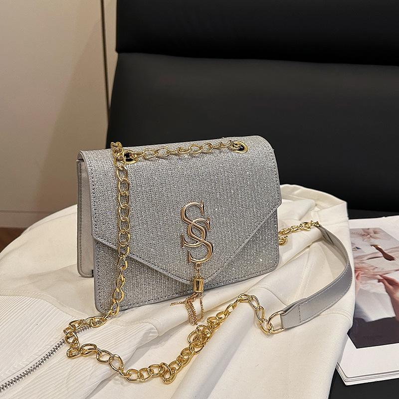 Summer Retro Casual Trend Simple Light Luxury Letter Hardware New Fashion Chain Shoulder Messenger Bag Women