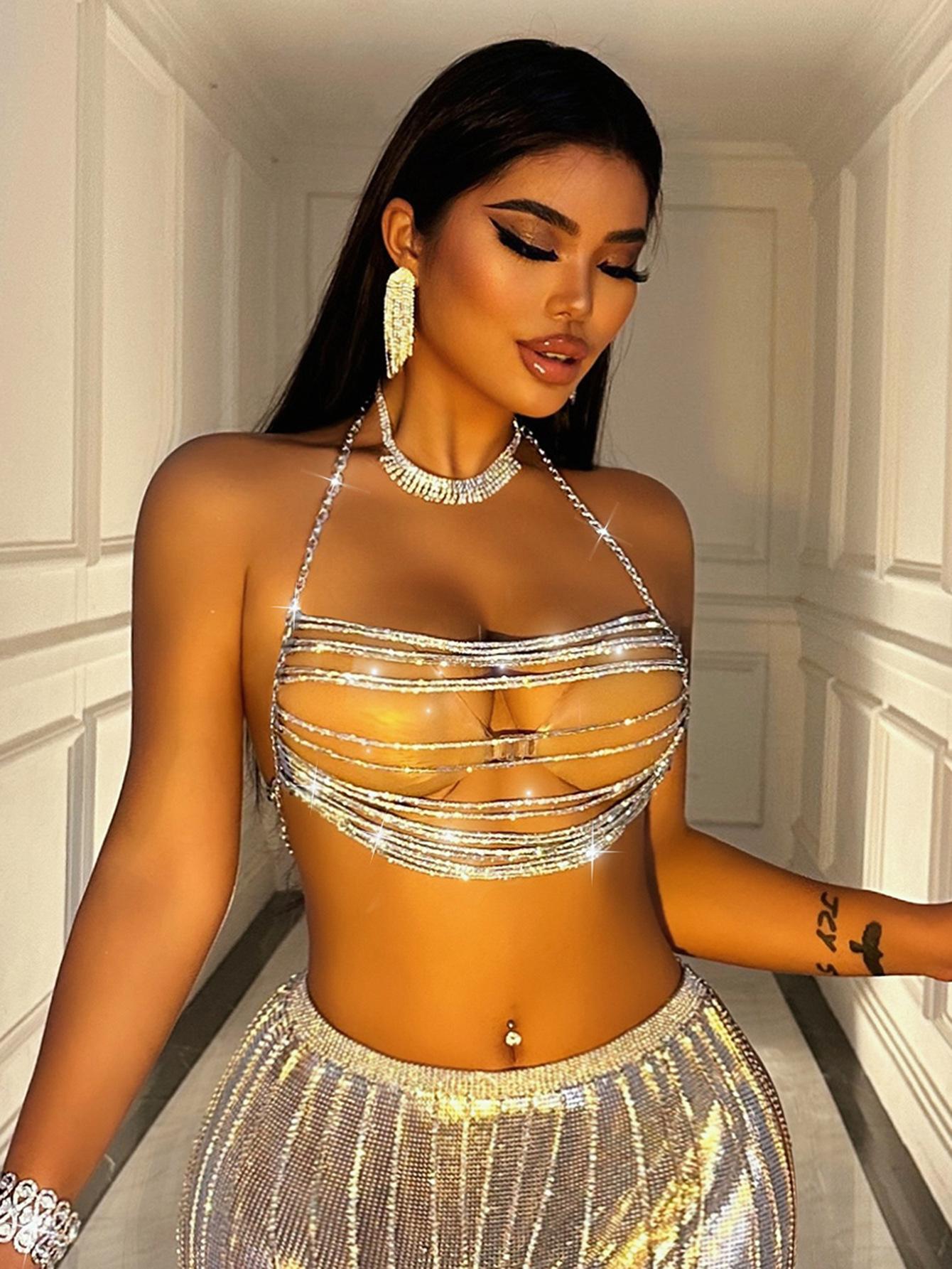 

Новый сексуальный яркий топ с бриллиантовым вырезом и жилеткой с аксессуарами для груди L