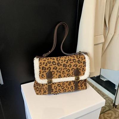 New Leopard Print Underarm Commuting Bag for Women Autumn and Winter Casual Versatile Shoulder Bag