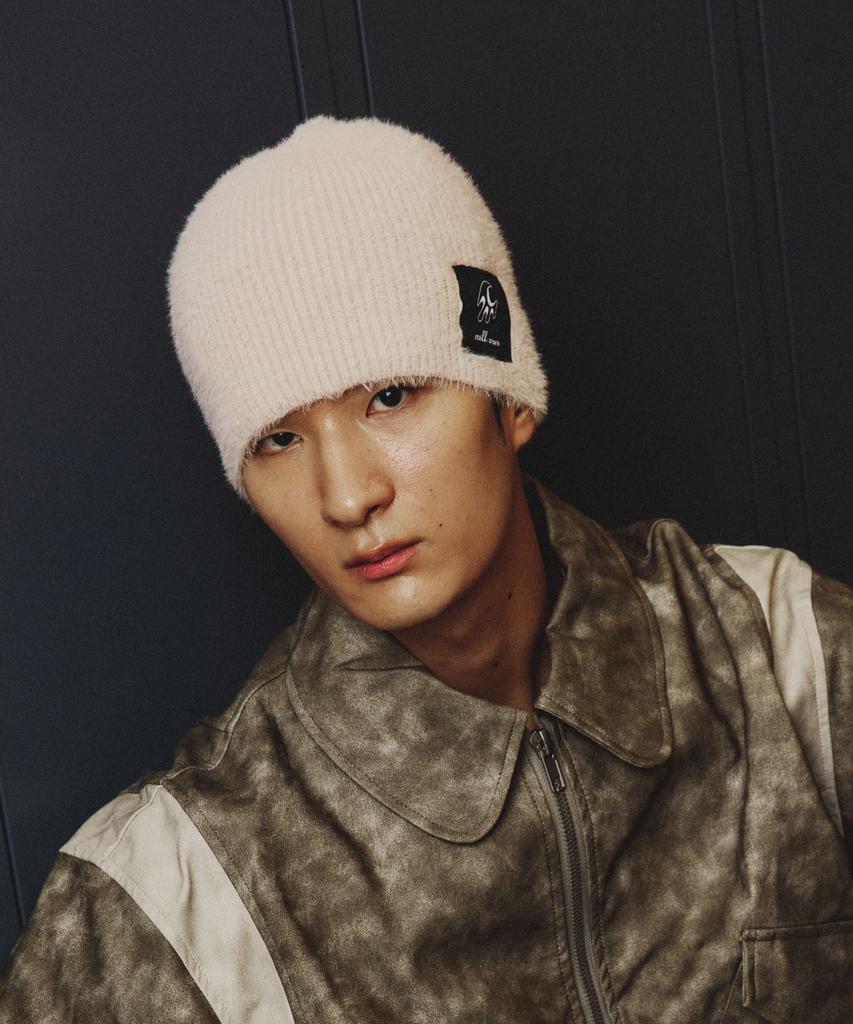Milkeuweibeu Soft Fur Beanie [Beige]