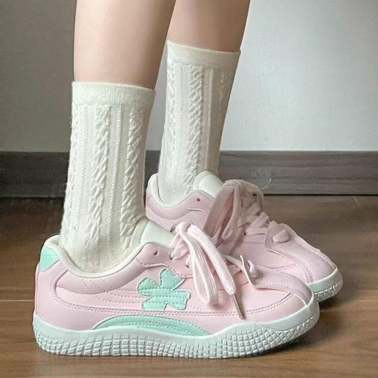 

High-value little white shoes 2025 new spring versatile chic shoes board shoes women s thick-soled niche German training shoes 35 розовый