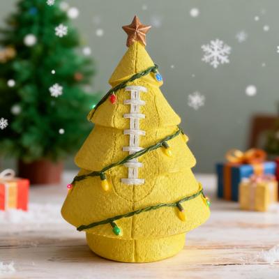 Weihnachtsbaum-Figur inspiriert von Sportbällen, handgefertigt aus Kunstleder, baumförmige Tischdekoration mit goldenem Stern als Spitze für die Feiertags-Heimdekoration