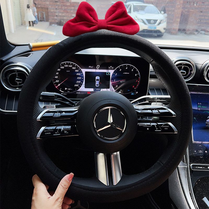 

Violent Bear Winter Short Plush Protective Case for Car Decoration Red Bow Steering Wheel Cover [Ice Silk] Black