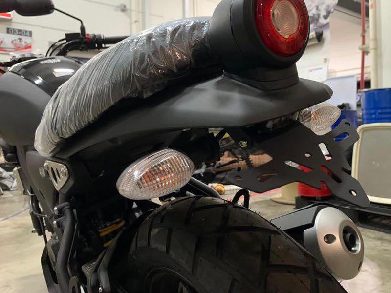 Yamaha XSR155 (2019-2024) Anpassad hållare för registreringsskylt bak