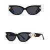 Luxury Brand Designer Vintage Cat Eye Sunglasses Women For Men Sun Glasses Punk Classic Rivet Metal Chain Sexy Lady Shades Uv400