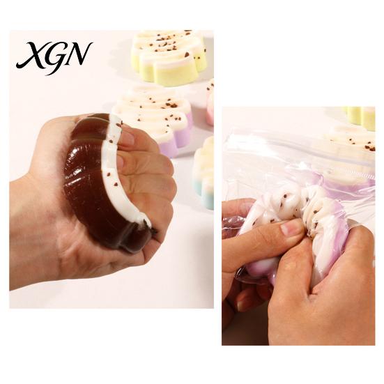 Kids Stress Relief Toy Simulated Food Squeeze Anxiety Stretchy Rice Cake Triangle Cheese Portable Fake Decompression Tools Skin-friendly