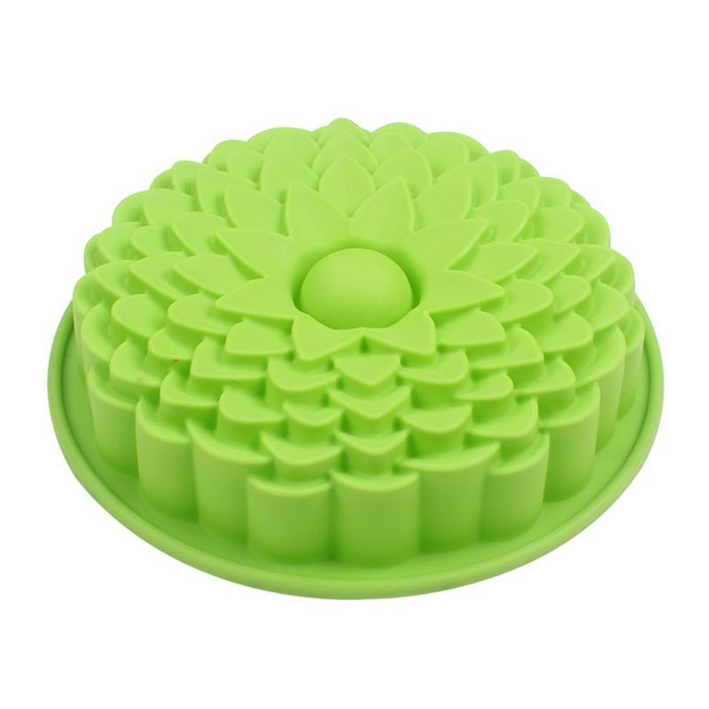 9 Inch Silicone Flower Cake Mold Sunflower Chrysanthemum Shape Baking Pan Flexible Nonstick Mold for Oven Microwave Dishwasher Safe One Size