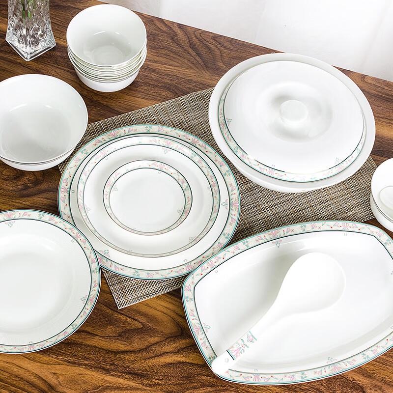 Tang Hui 30-Piece Chinese Bone China Dinnerware Set