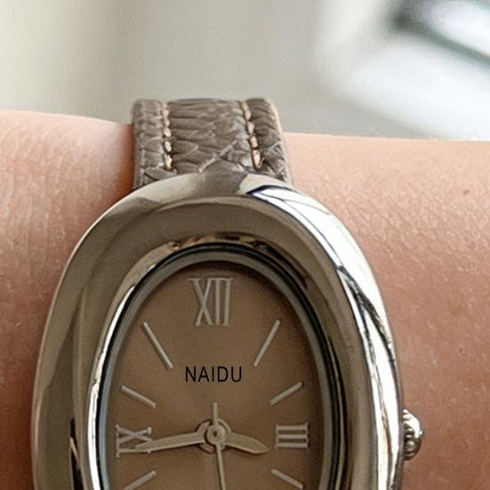 Dames Ovaal Polshorloge Vintage Stijl Quartz Horloge Slanke Kunstlederen Band Elegant Retro Dameshorloge Cadeau voor Haar Moeder Vrouw