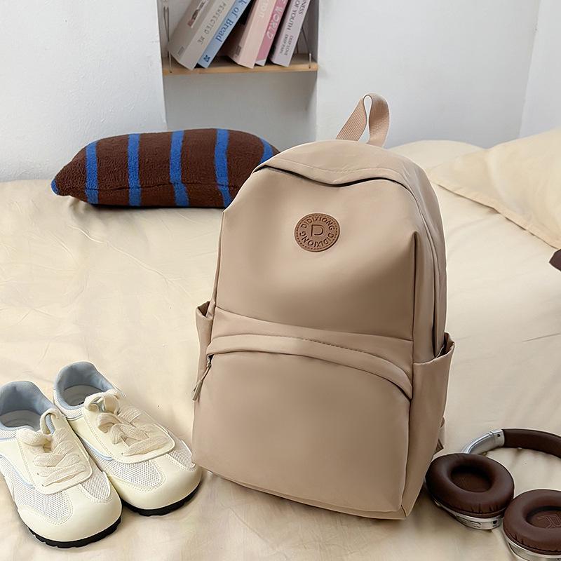 

Simple Fresh Large-Capacity Casual Backpack for Girls – Lightweight, Versatile Travel & Commuting Laptop Bag хаки