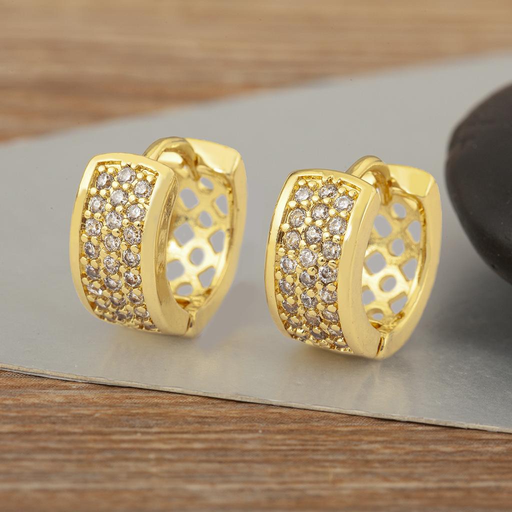 Nidin Hot Sale S/M/L Sizes Cubic Zirconia Geometry Circular Hoop Earrings For Women Female Trendy Temperament Ear Jewelry Gifts