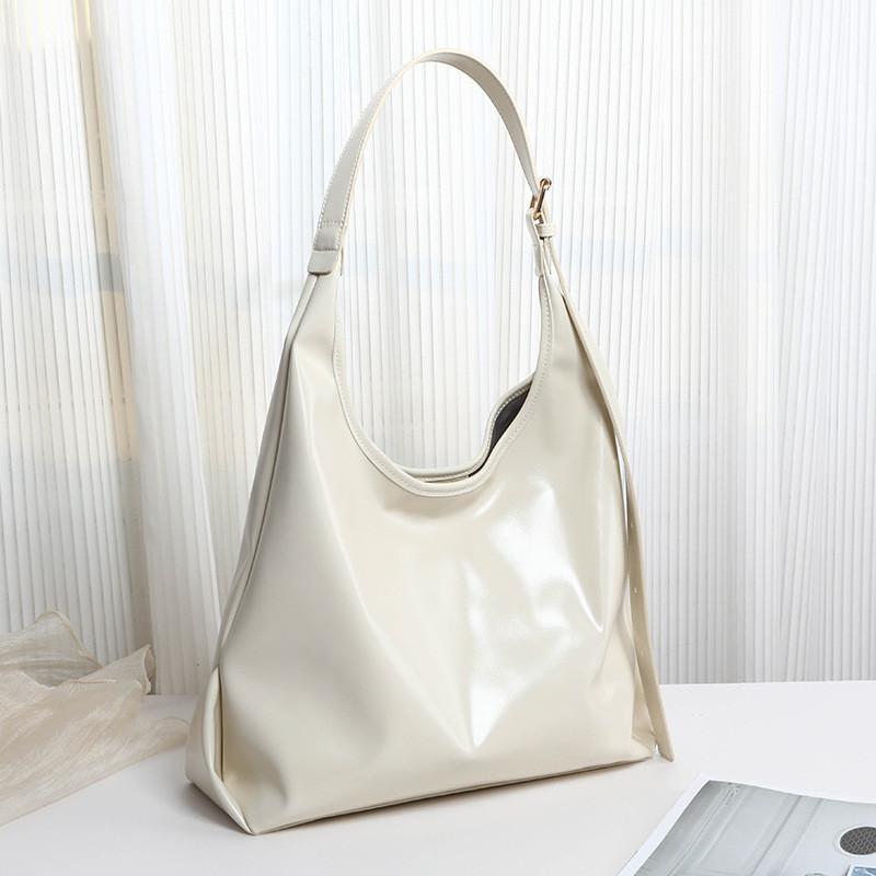 IELGY Ladies Tote Bag - Commuter-Friendly Design, Soft Leather Texture, Large Capacity