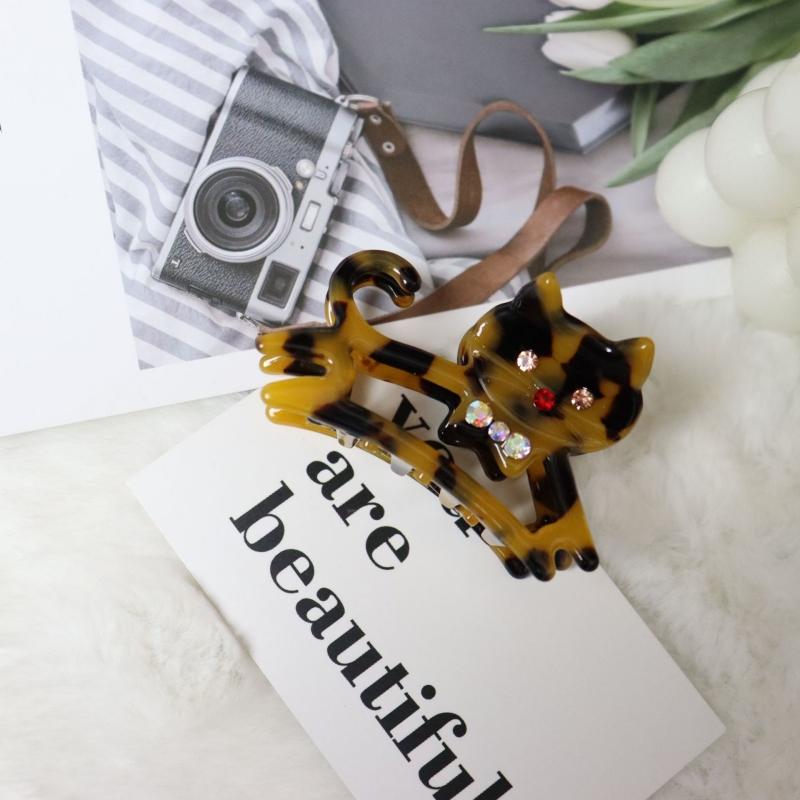 1 Pcs Premium Feeling 6cm Acetate Hair Clip Medium Cute Pet Shark Clip with Rhinestones Cat Mouse Scratch Clip