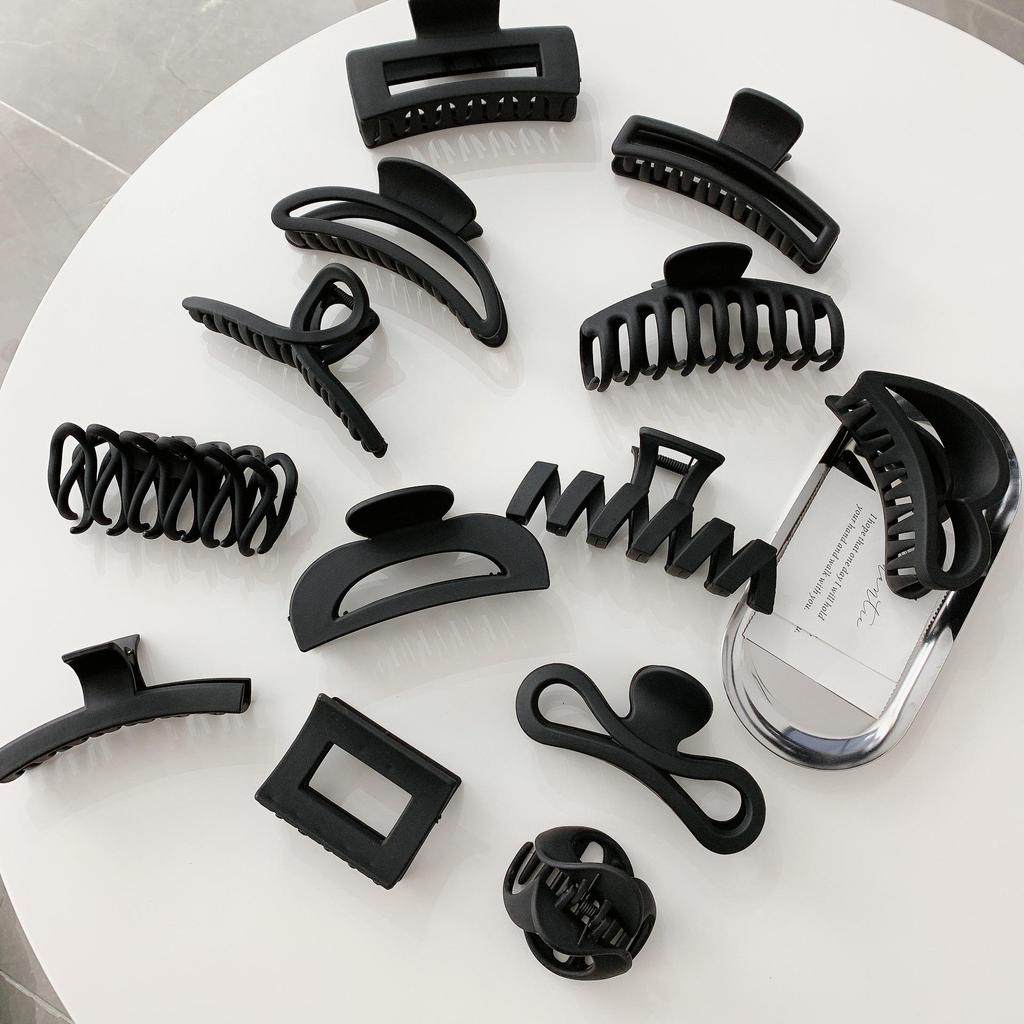 Small Black Claw Clip for Women - Hair Accessory for High Ponytail & Hairpin