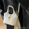 Niche Trend Shoulder Bag 2025 Spring New Bag Women's Fashion Simple Tote Bag Casual Commuter Messenger Bag