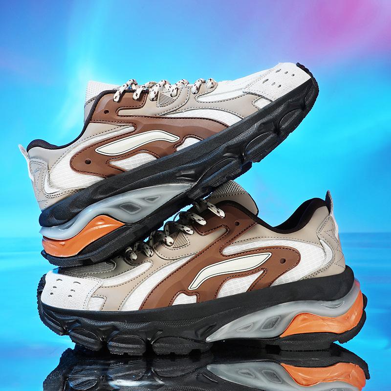 

Lingyue same dad shoes platform height increase men s 2025 autumn and winter new sports shoes retro shoes running shoes men s shoes 45