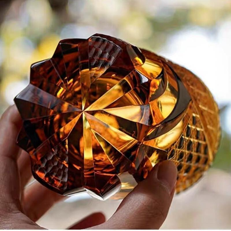 Bicchiere Old Fashioned Colorato Kiriko Stile Giapponese da 7,5 Oz Tazza da Whiskey in Vetro con Cristalli Ambra Neri di Alta Gamma Con Scatola Regalo